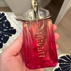 Alien Pulp Fruity Mugler